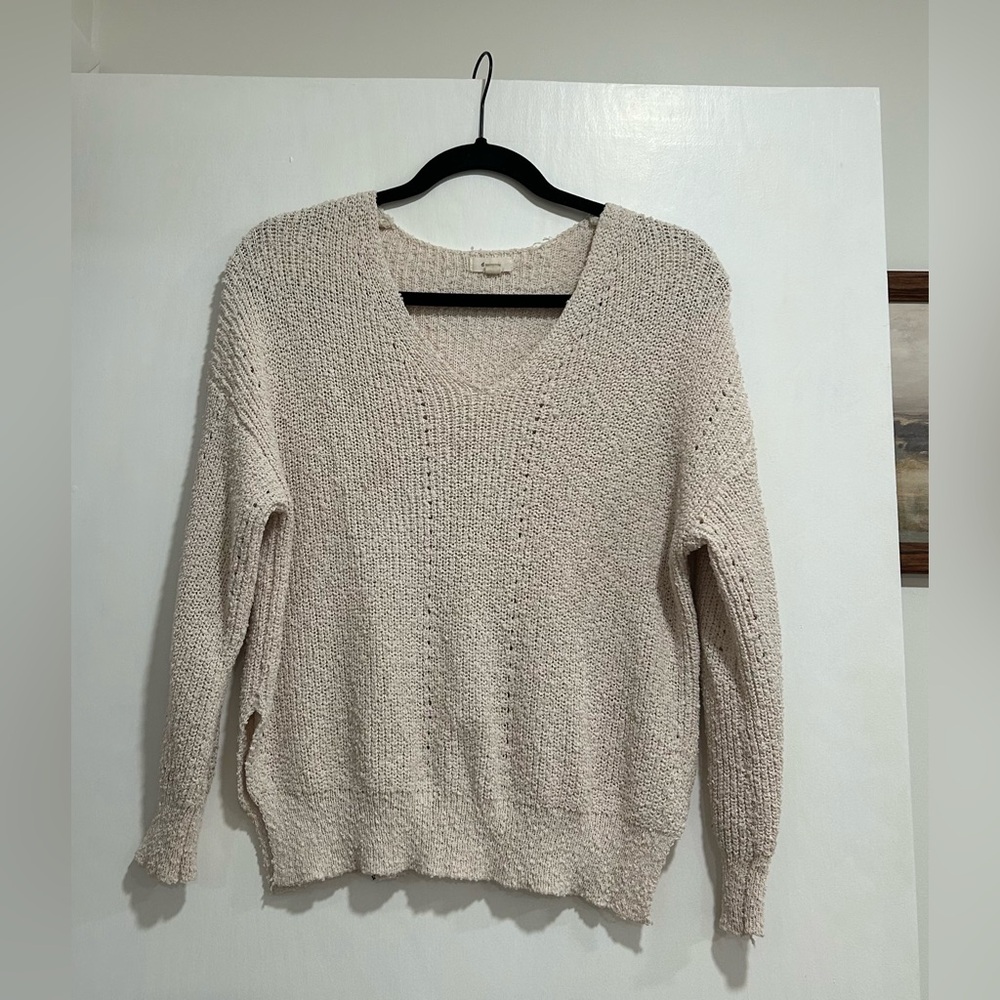 Debut Cream V-Neck Knit Sweater